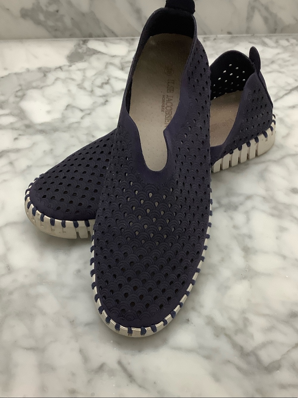 Ilse Jacobsen Navy Perforated Slip-On Shoes 38 eur